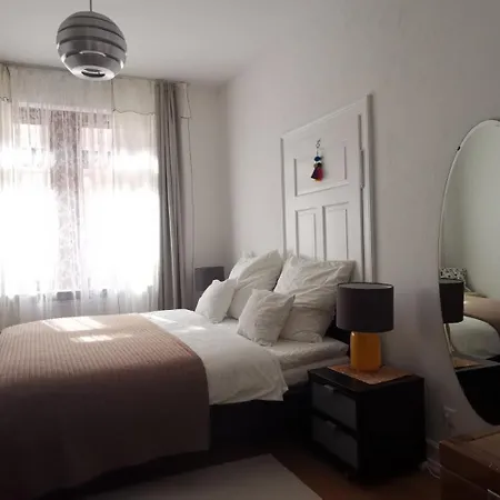 公寓 Schoene Stadtwohnung Perle Am Main 米尔滕贝格