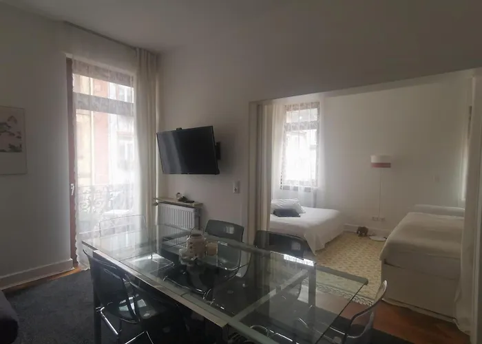 Schoene Stadtwohnung Perle Am Main Daire